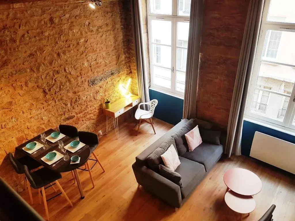ליון Charmant Appartement Style Canut Pentes Croix Rousse